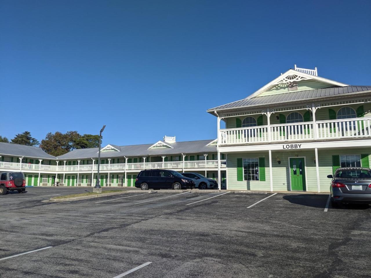 Key West Inn - Chatsworth Zewnętrze zdjęcie
